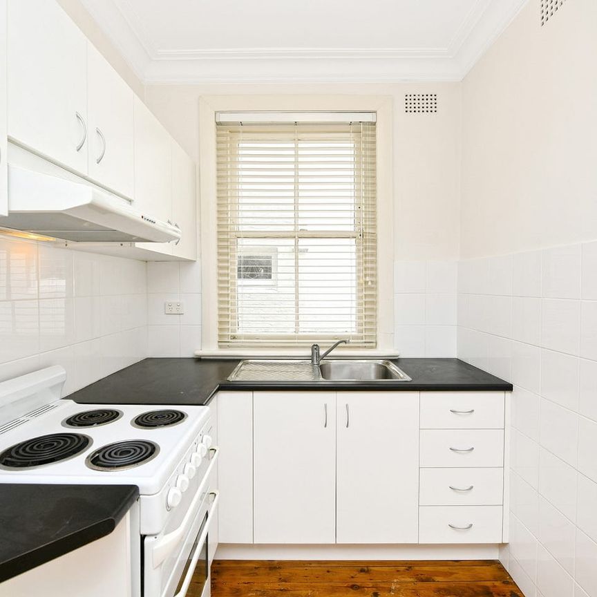 Contemporary Inner West Living with Timeless Appeal - Photo 1