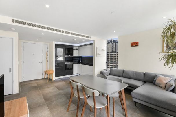 1 Bed Flat, Dollar Bay Point, E14 - Photo 1