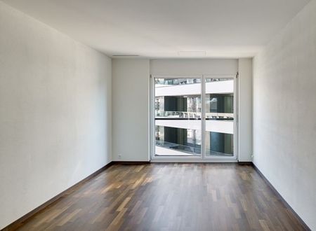 3.5 Zimmer, 90 m², 2. Stock - Photo 3