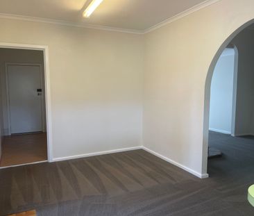 Neat and Tidy 4 bedroom home - Photo 1