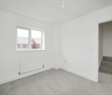 4 bedroom townhouse to rent - Photo 3