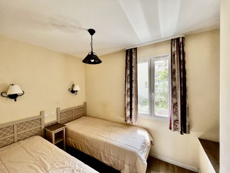 Location Maison 3 pièces 45m² MALLEMORT 13370 - Photo 3