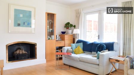 Equipped room in 3-bedroom house in Rathgar, Dublin - Photo 2