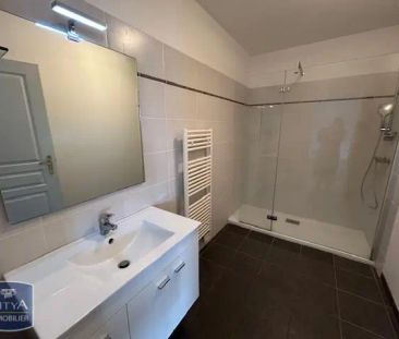 Appartement à louer 3 pièces 79.35m² - Photo 2