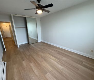 For Lease - 975 Warwick Court Unit# 1005, Burlington, Ontario - Photo 5