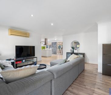 2 Deiter Court, Edens Landing QLD 4207 - House For Rent | Domain - Photo 3