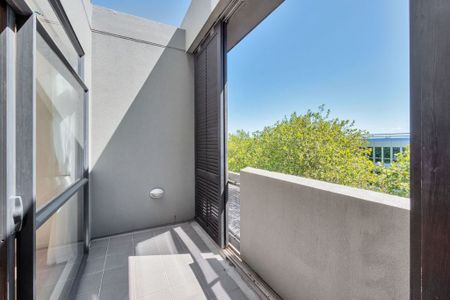 Hopetoun Delta Terraced Townhouse - Three bedroom Two Bathroom - Very Handy Location - Photo 4