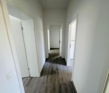2,5-Zimmer-Wohnung im 1. OG – kernsaniert – Nähe Borsigplatz - Photo 4