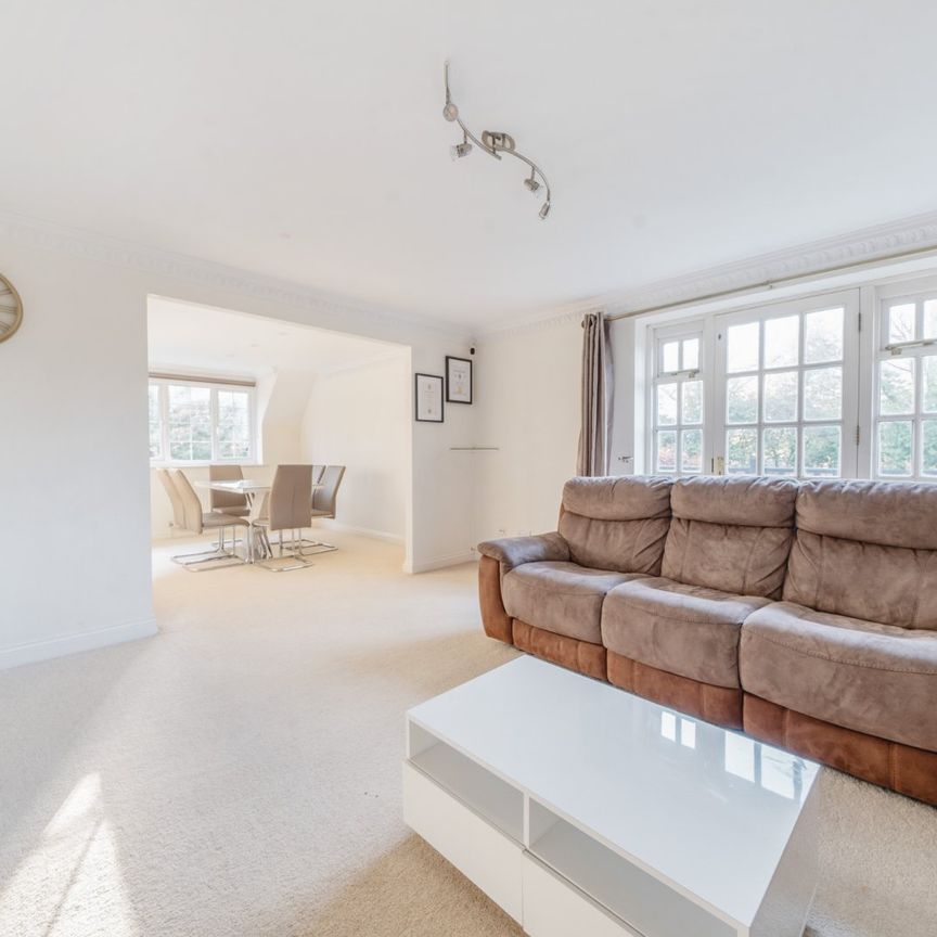 3 bedroom apartment to rent - Photo 1
