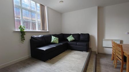 4 bedroom flat to rent - Photo 3