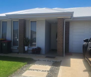 Davoren Park - Photo 5