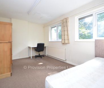 4 bedroom townhouse to rent - Photo 6