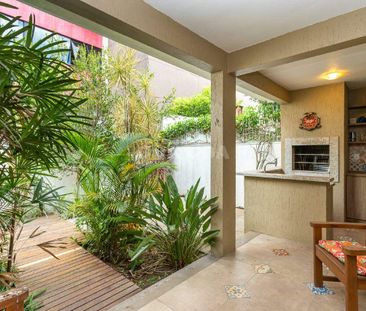 Casa Residencial/Sobrado para aluguel, 3 quartos, 3 suítes, 4 vagas... - Foto 5