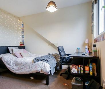 6 bedroom terraced house to rent - Photo 3
