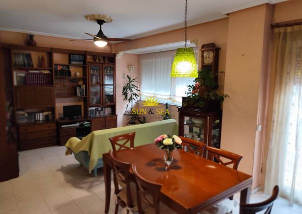 THREE-BEDROOM APARTMENT – ORIHUELA