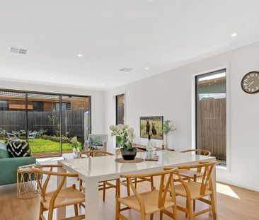 Luxury Home - 4 Bedrooms plus Study - Don't Miss Your Chance **APPL... - Photo 5