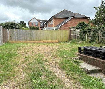 2 bedroom maisonette to rent - Photo 1