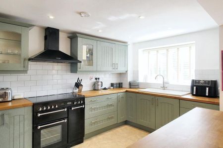 4 bedroom farm house to rent - Photo 5