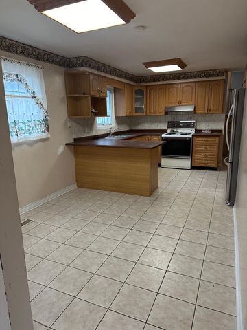 For Lease - 151 Morton Way Unit# Front unit, Brampton, Ontario - Photo 5