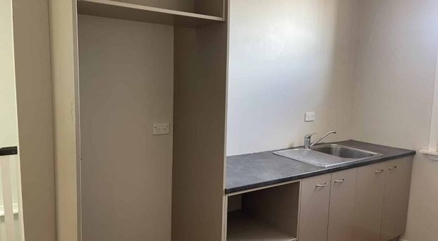 Jackson Street Apartment - Photo 1