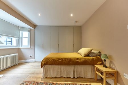 4 Bed Terraced House, Elderfield Road, E5 - Photo 2