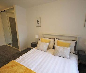 Walmsley Court, Wellington Road, Eccles, M30 - Photo 4