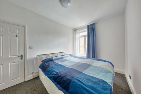 1 Bed Flat, Eardley Road, SW16 - Photo 3