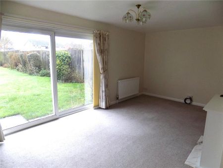 3 bedroom semi-detached house to rent - Photo 4