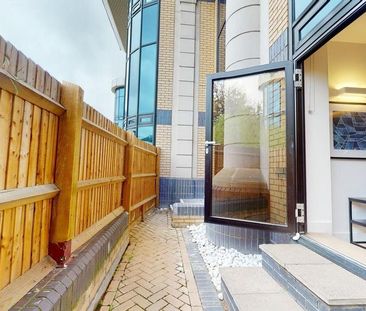 1 bedroom ground floor flat to rent - Photo 4