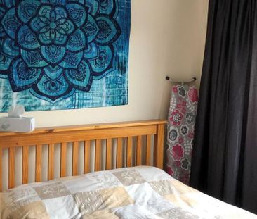 2 bedroom maisonette to rent - Photo 2