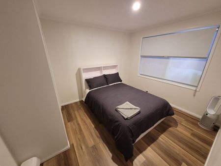 Furnished Euipped & Includes All Bills ! - Photo 2