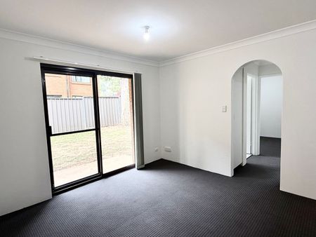 Ground Floor Unit - Photo 4