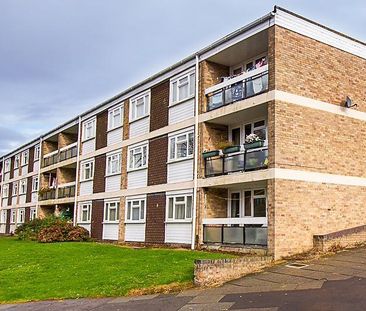 3 bedroom apartment to rent - Photo 6