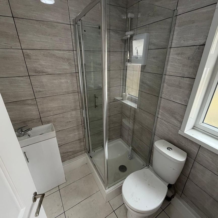 Room in a Shared House, Gospatrick Road, N17 - Photo 1