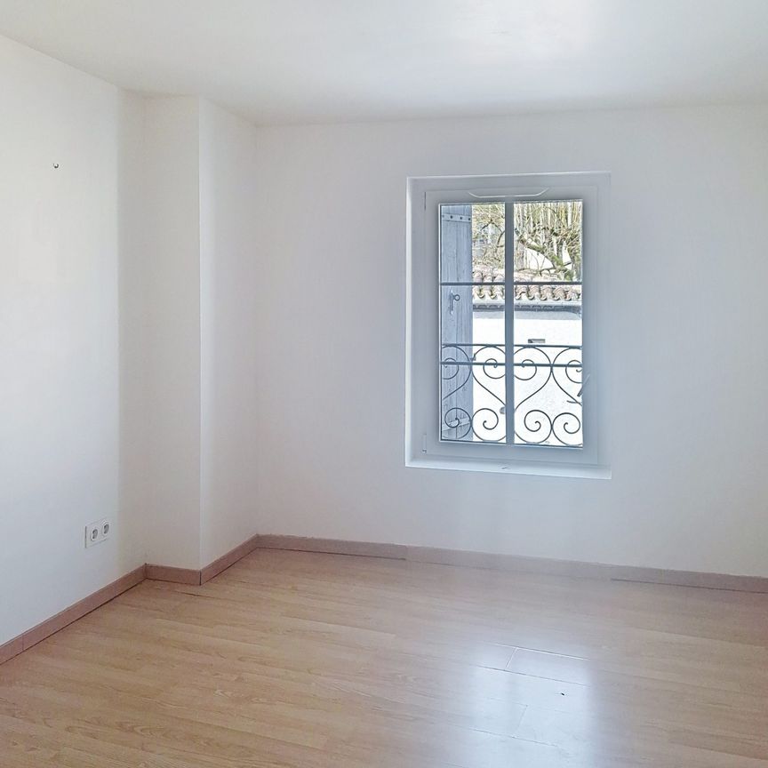 Location Maison 3 pièces 87m² REALMONT 81120 - Photo 1