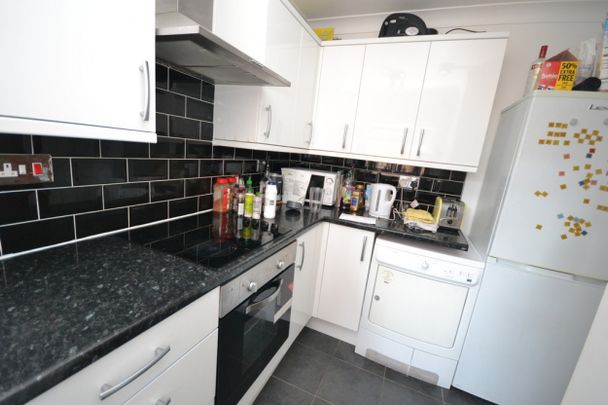 Loughborough Road, West Bridgford - Photo 1