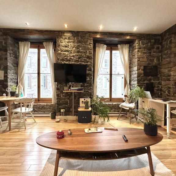 Loft entièrement meublé à louer Vieux-Québec juillet 2026 - Photo 1