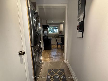 For Lease - 18 Irwin Avenue Unit# basement, Aurora, Ontario - Photo 2