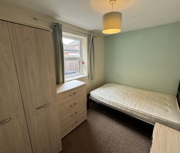 Siward Street, Hull Road - P2088 - Photo 3