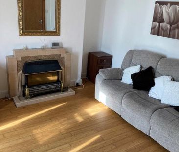 2 bedroom house to rent - Photo 1