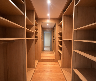 Location Appartement 3 pièces 104m² DRAGUIGNAN 83300 - Photo 6