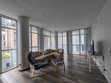 For Lease - 21 Nelson Street Unit# 917, Toronto, Ontario - Photo 4
