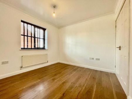 3 bedroom detached house to rent - Photo 4