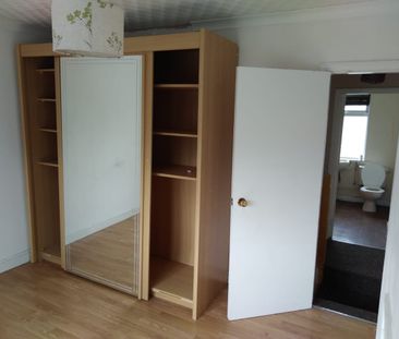2 Bed Semi-Detached House, Braunstone Close, LE3 - Photo 1