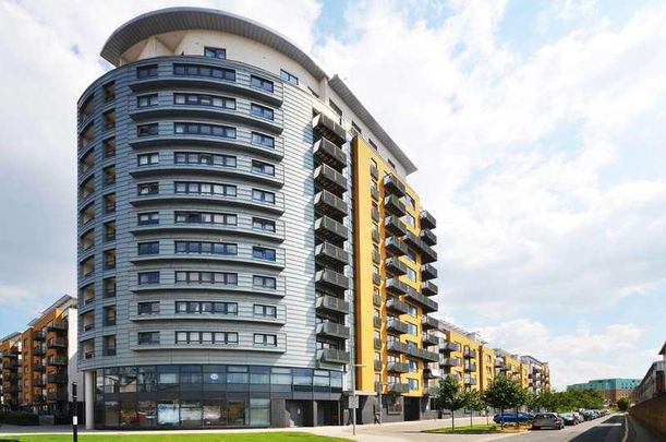 Tarves Way, Greenwich, SE10 - Photo 1