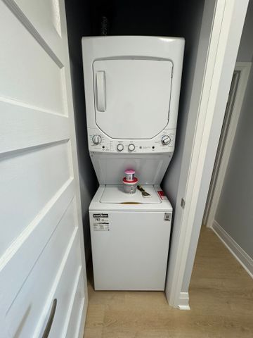 For Lease - 618 Bathurst Street Unit# 201, Toronto, Ontario - Photo 2