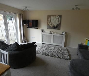 3 bedroom detached house to rent - Photo 5