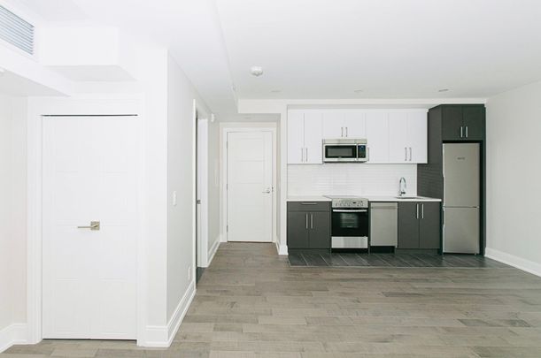 For Lease - 11 Walmer Road Unit# 602, Toronto, Ontario - Photo 1
