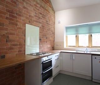 2 bedroom barn conversion to rent - Photo 5