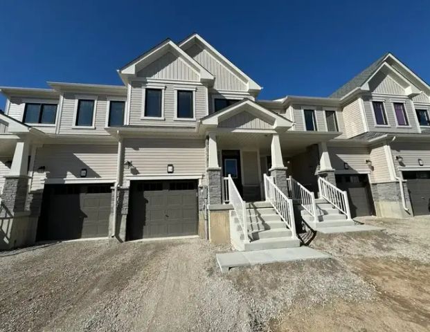 114 Granville Crescent | 114 Granville Crescent, Caledonia - Photo 1